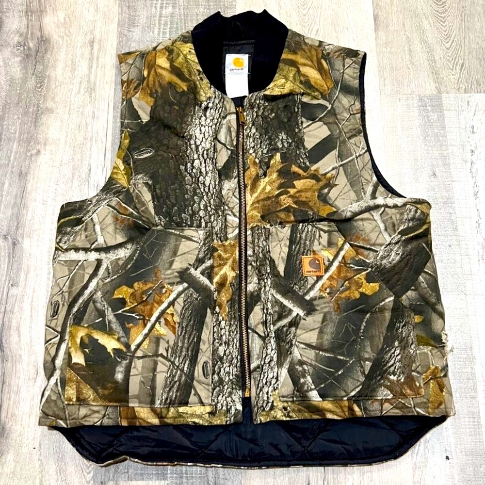 Carhartt real tree duck vest Medium